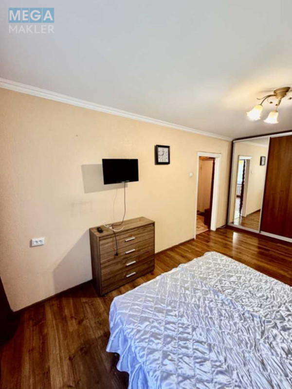 Оренда 1 кімнатної квартири, <a class="location-link" href="/kiev/" title="Недвижимость Київ">Київ</a>, <a class="location-link" href="/kiev/podolskij/" title="Недвижимость Подільський район">Подільський р-н</a>, Вишгородська вул., 46А (изображение 4)