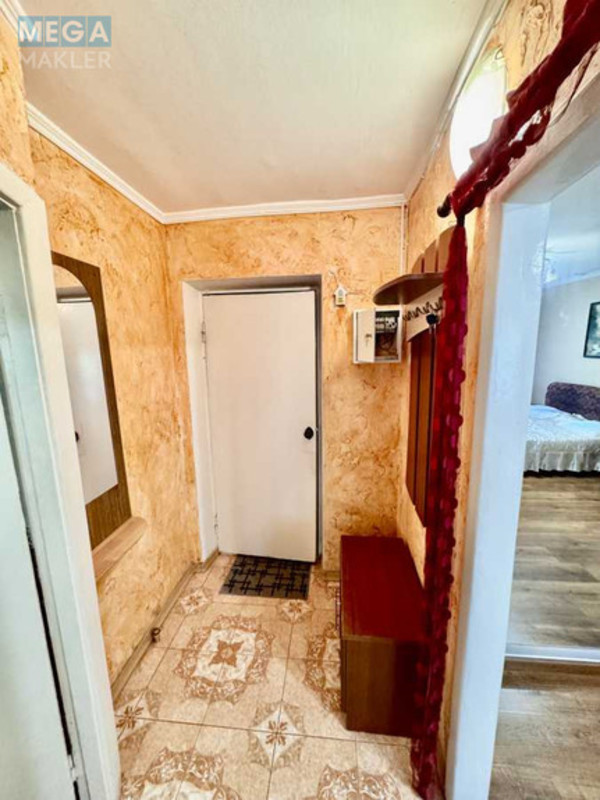 Оренда 1 кімнатної квартири, <a class="location-link" href="/kiev/" title="Недвижимость Київ">Київ</a>, <a class="location-link" href="/kiev/podolskij/" title="Недвижимость Подільський район">Подільський р-н</a>, Вишгородська вул., 46А (изображение 8)