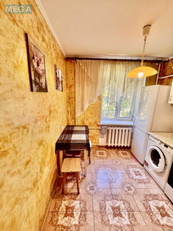 Оренда 1 кімнатної квартири, <a class="location-link" href="/kiev/" title="Недвижимость Київ">Київ</a>, <a class="location-link" href="/kiev/podolskij/" title="Недвижимость Подільський район">Подільський р-н</a>, Вишгородська вул., 46А (изображение 10)