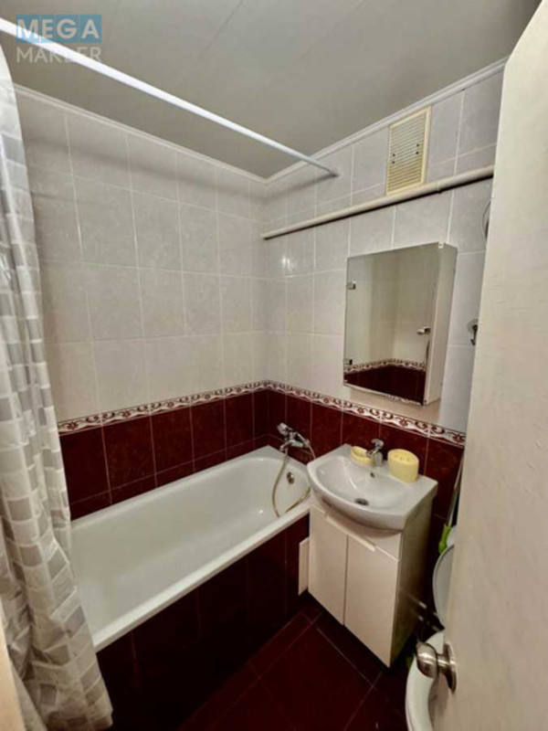 Оренда 1 кімнатної квартири, <a class="location-link" href="/kiev/" title="Недвижимость Київ">Київ</a>, <a class="location-link" href="/kiev/podolskij/" title="Недвижимость Подільський район">Подільський р-н</a>, Вишгородська вул., 46А (изображение 13)