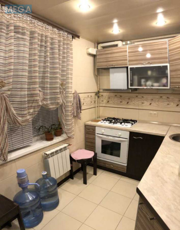 Продаж 2 кімнатної квартири (46/28/8), 1 пов. 5 пов. будинку, <a class="location-link" href="/kiev/" title="Недвижимость Київ">Київ</a>, <a class="location-link" href="/kiev/obolonskij/" title="Недвижимость Оболонський район">Оболонський р-н</a>, Автозаводская ул., 89 (изображение 3)