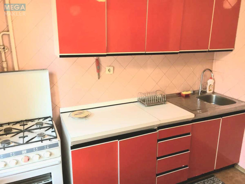 Оренда 2 кімнатної квартири, <a class="location-link" href="/kiev/" title="Недвижимость Київ">Київ</a>, <a class="location-link" href="/kiev/solomenskij/" title="Недвижимость Солом'янський район">Солом'янський р-н</a>, Семьи Идзиковских ул., 4 (изображение 5)
