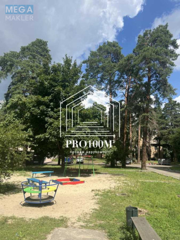Продаж 11 кімнатної квартири (34,1/19/6), 5 пов. 9 пов. будинку, <a class="location-link" href="/kiev/" title="Недвижимость Київ">Київ</a>, <a class="location-link" href="/kiev/darnickij/" title="Недвижимость Дарницький район">Дарницький р-н</a>, Поліська вул., 28 (изображение 24)