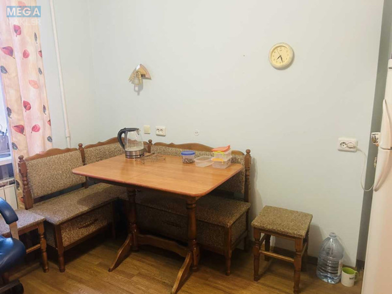 Оренда кімнати (підселення), <a class="location-link" href="/kiev/" title="Недвижимость Київ">Київ</a>, <a class="location-link" href="/kiev/obolonskij/" title="Недвижимость Оболонський район">Оболонський р-н</a>, Зої Гайдай вул., 9/8 (изображение 3)