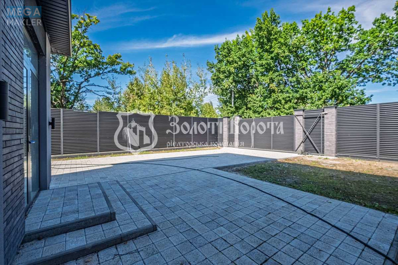 Продаж дома, 2&nbsp;поверху, 270&nbsp;кв.м, 5&nbsp;кімнат, ділянка 18&nbsp;соток, <a class="location-link" href="/plyuty/" title="Недвижимость Плюті">Плюти</a>, Світанкова, 1 (изображение 3)