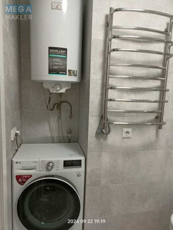 Новобудова, 27 поверхів, <a class="location-link" href="/kiev/" title="Недвижимость Київ">Київ</a>, <a class="location-link" href="/kiev/darnickij/" title="Недвижимость Дарницький район">Дарницький р-н</a>, Вишняковская ул., 4 (изображение 8)