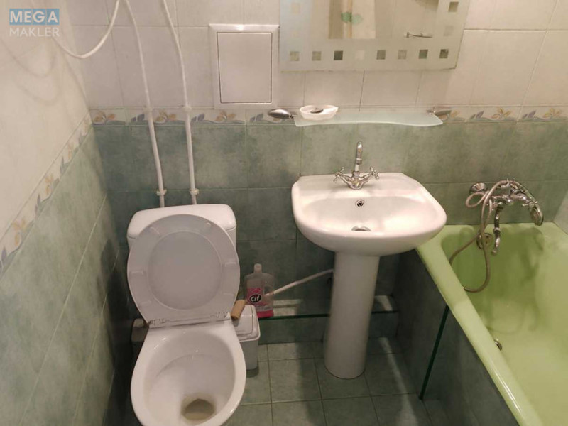 Оренда 1 кімнатної квартири, <a class="location-link" href="/kiev/" title="Недвижимость Київ">Київ</a>, <a class="location-link" href="/kiev/solomenskij/" title="Недвижимость Солом'янський район">Солом'янський р-н</a>, Михайла Донця вул. (изображение 11)