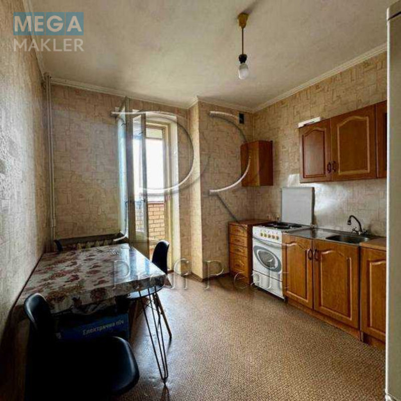 Продаж 1 кімнатної квартири (42/20/10), 13 пов. 16 пов. будинку, <a class="location-link" href="/kiev/" title="Недвижимость Київ">Київ</a>, <a class="location-link" href="/kiev/svyatoshinskij/" title="Недвижимость Святошинський район">Святошинський р-н</a>, Верховинця Василя вулиця, 10 (изображение 2)