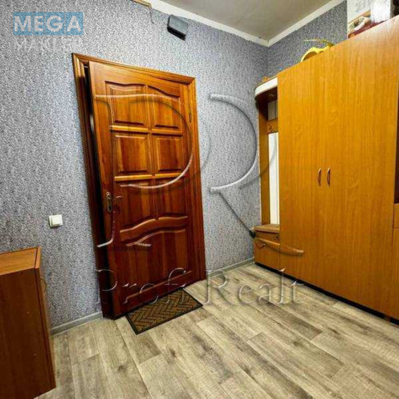 Продаж 1 кімнатної квартири (42/20/10), 13 пов. 16 пов. будинку, <a class="location-link" href="/kiev/" title="Недвижимость Київ">Київ</a>, <a class="location-link" href="/kiev/svyatoshinskij/" title="Недвижимость Святошинський район">Святошинський р-н</a>, Верховинця Василя вулиця, 10 (изображение 11)