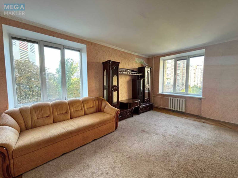 Продаж 2 кімнатної квартири (66/?/?), 4 пов. 5 пов. будинку, <a class="location-link" href="/kiev/" title="Недвижимость Київ">Київ</a>, <a class="location-link" href="/kiev/goloseevskij/" title="Недвижимость Голосіївський район">Голосіївський р-н</a>, Михайла Ломоносова вул., 79 (изображение 2)