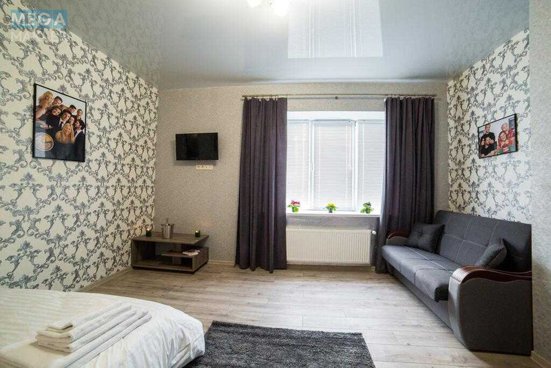 Продаж комерційної нерухомості, 667&nbsp;кв.м, <a class="location-link" href="/kharkov/" title="Недвижимость Харків">Харків</a>, <a class="location-link" href="/kharkov/ordzhonikidzevskij/" title="Недвижимость Індустріальний (Орджонікідзевський) район">Індустріальний (Орджонікідзевський) р-н</a>, Героїв Харкова, 1 (изображение 2)