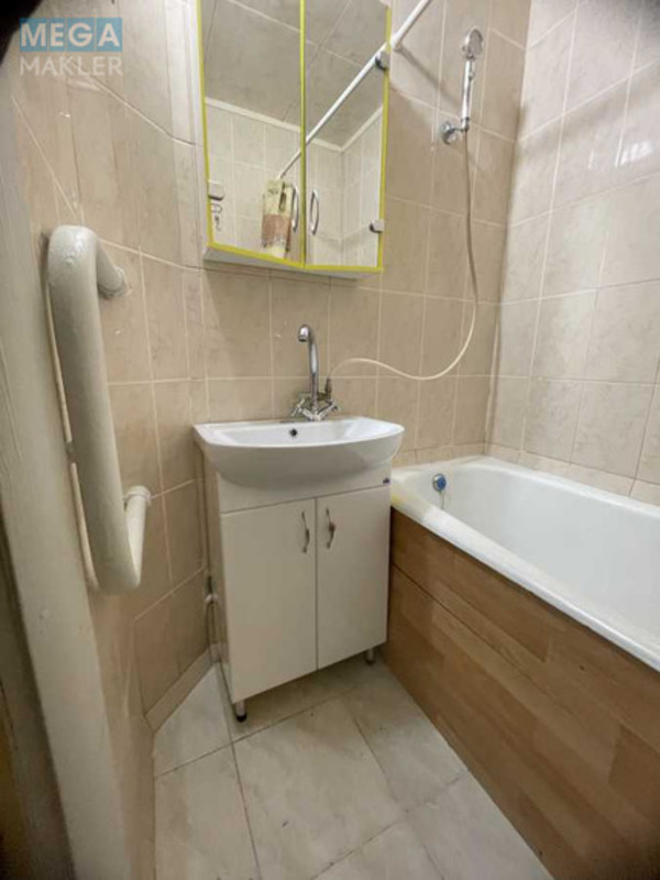 Оренда 1 кімнатної квартири, <a class="location-link" href="/kiev/" title="Недвижимость Київ">Київ</a>, <a class="location-link" href="/kiev/dneprovskij/" title="Недвижимость Дніпровський район">Дніпровський р-н</a>, Петра Запорожца ул., 14/3 (изображение 10)