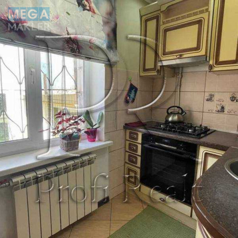 Продаж 1 кімнатної квартири (30/16/7), 1 пов. 9 пов. будинку, <a class="location-link" href="/kiev/" title="Недвижимость Київ">Київ</a>, <a class="location-link" href="/kiev/svyatoshinskij/" title="Недвижимость Святошинський район">Святошинський р-н</a>, Симиренка вулиця, 20А (изображение 11)
