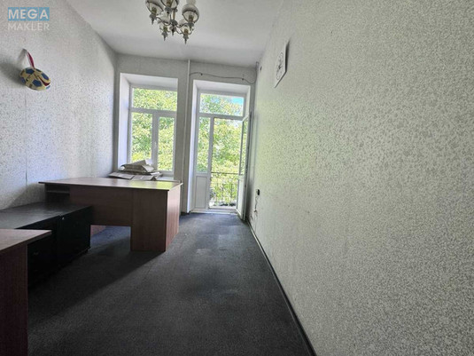 Оренда комерційної нерухомості, 10&nbsp;кв.м, под офис, <a class="location-link" href="/kiev/" title="Недвижимость Київ">Київ</a>, <a class="location-link" href="/kiev/shevchenkovskij/" title="Недвижимость Шевченківський район">Шевченківський р-н</a>, Львовская пл. (изображение 3)