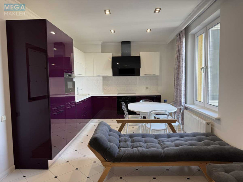 Продаж 3 кімнатної квартири (84/40/21), 11 пов. 26 пов. будинку, <a class="location-link" href="/kiev/" title="Недвижимость Київ">Київ</a>, <a class="location-link" href="/kiev/solomenskij/" title="Недвижимость Солом'янський район">Солом'янський р-н</a>, Валерія Лобановського просп., 6Д (изображение 4)