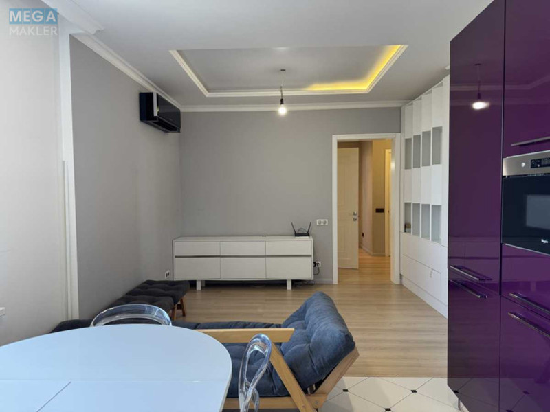 Продаж 3 кімнатної квартири (84/40/21), 11 пов. 26 пов. будинку, <a class="location-link" href="/kiev/" title="Недвижимость Київ">Київ</a>, <a class="location-link" href="/kiev/solomenskij/" title="Недвижимость Солом'янський район">Солом'янський р-н</a>, Валерія Лобановського просп., 6Д (изображение 6)