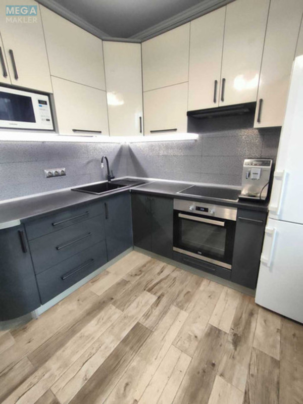 Продаж 3 кімнатної квартири (73/42/8,4), 12 пов. 18 пов. будинку, <a class="location-link" href="/kiev/" title="Недвижимость Київ">Київ</a>, <a class="location-link" href="/kiev/goloseevskij/" title="Недвижимость Голосіївський район">Голосіївський р-н</a>, Академіка Заболотного вул., 28 (изображение 2)