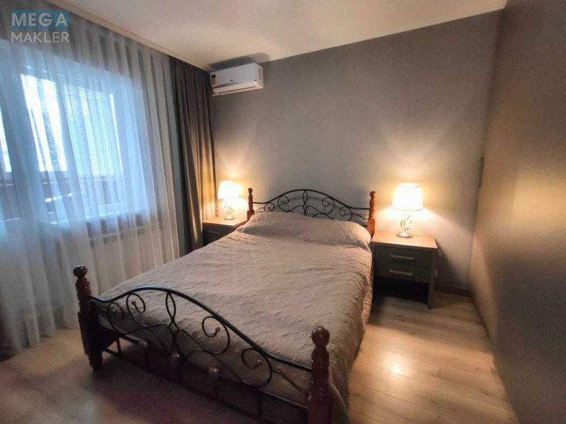 Продаж 3 кімнатної квартири (73/42/8,4), 12 пов. 18 пов. будинку, <a class="location-link" href="/kiev/" title="Недвижимость Київ">Київ</a>, <a class="location-link" href="/kiev/goloseevskij/" title="Недвижимость Голосіївський район">Голосіївський р-н</a>, Академіка Заболотного вул., 28 (изображение 8)