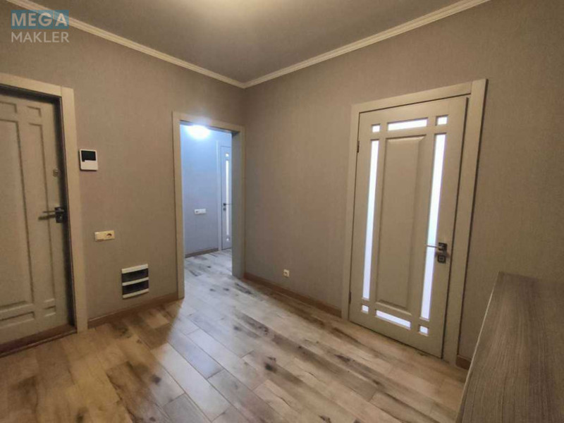 Продаж 3 кімнатної квартири (73/42/8,4), 12 пов. 18 пов. будинку, <a class="location-link" href="/kiev/" title="Недвижимость Київ">Київ</a>, <a class="location-link" href="/kiev/goloseevskij/" title="Недвижимость Голосіївський район">Голосіївський р-н</a>, Академіка Заболотного вул., 28 (изображение 19)