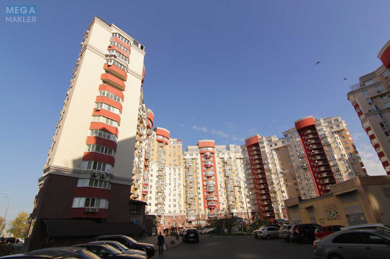 Оренда 3 кімнатної квартири, <a class="location-link" href="/kiev/" title="Недвижимость Київ">Київ</a>, <a class="location-link" href="/kiev/goloseevskij/" title="Недвижимость Голосіївський район">Голосіївський р-н</a>, Степана Рудницкого ул., 3/7 (изображение 2)