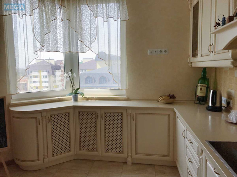 Оренда 3 кімнатної квартири, <a class="location-link" href="/kiev/" title="Недвижимость Київ">Київ</a>, <a class="location-link" href="/kiev/goloseevskij/" title="Недвижимость Голосіївський район">Голосіївський р-н</a>, Степана Рудницкого ул., 3/7 (изображение 7)