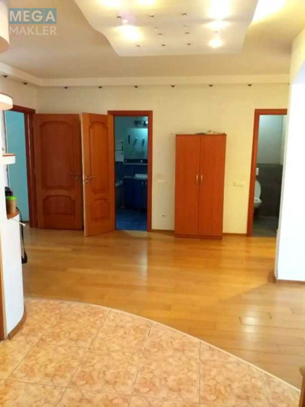 Продаж 3 кімнатної квартири (125/85/23), 7 пов. 9 пов. будинку, <a class="location-link" href="/kiev/" title="Недвижимость Київ">Київ</a>, <a class="location-link" href="/kiev/dneprovskij/" title="Недвижимость Дніпровський район">Дніпровський р-н</a>, Раисы Окипной ул., 4 (изображение 10)
