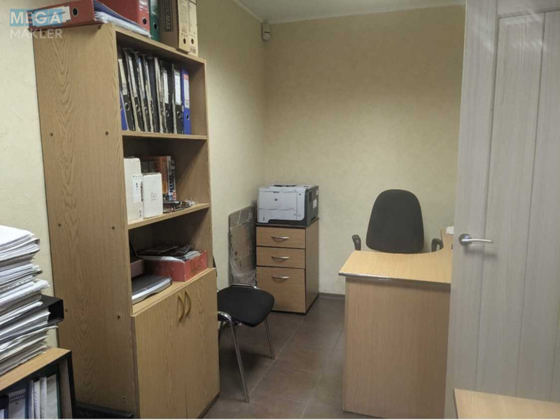 Продаж 3 кімнатної квартири (56/39/6), 1 пов. 5 пов. будинку, <a class="location-link" href="/kiev/" title="Недвижимость Київ">Київ</a>, <a class="location-link" href="/kiev/shevchenkovskij/" title="Недвижимость Шевченківський район">Шевченківський р-н</a>, Дегтяревская ул., 28 (изображение 9)
