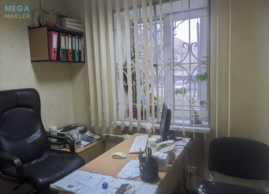 Продаж 3 кімнатної квартири (56/39/6), 1 пов. 5 пов. будинку, <a class="location-link" href="/kiev/" title="Недвижимость Київ">Київ</a>, <a class="location-link" href="/kiev/shevchenkovskij/" title="Недвижимость Шевченківський район">Шевченківський р-н</a>, Дегтяревская ул., 28 (изображение 13)
