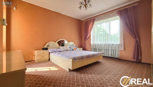 Продаж дома, 2 поверху, 240 кв.м, 4 кімнати, ділянка 17 соток, <a class="location-link" href="/lutsk/" title="Недвижимость Луцьк">Луцьк</a>, 6 Мелянівський, 10 (изображение 8)