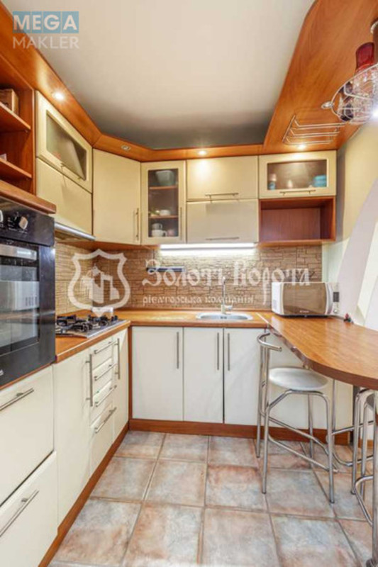 Продаж 3 кімнатної квартири (59,4/42/7,6), 9 пов. 9 пов. будинку, <a class="location-link" href="/kiev/" title="Недвижимость Київ">Київ</a>, <a class="location-link" href="/kiev/shevchenkovskij/" title="Недвижимость Шевченківський район">Шевченківський р-н</a>, Щусєва вул., 40 (изображение 7)