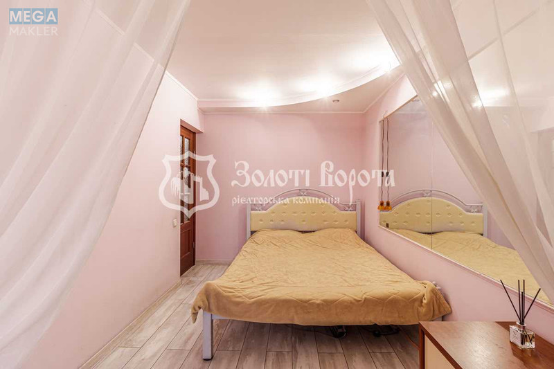 Продаж 3 кімнатної квартири (59,4/42/7,6), 9 пов. 9 пов. будинку, <a class="location-link" href="/kiev/" title="Недвижимость Київ">Київ</a>, <a class="location-link" href="/kiev/shevchenkovskij/" title="Недвижимость Шевченківський район">Шевченківський р-н</a>, Щусєва вул., 40 (изображение 11)