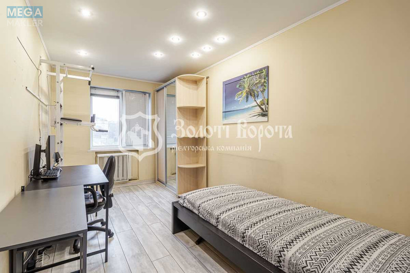Продаж 3 кімнатної квартири (59,4/42/7,6), 9 пов. 9 пов. будинку, <a class="location-link" href="/kiev/" title="Недвижимость Київ">Київ</a>, <a class="location-link" href="/kiev/shevchenkovskij/" title="Недвижимость Шевченківський район">Шевченківський р-н</a>, Щусєва вул., 40 (изображение 15)