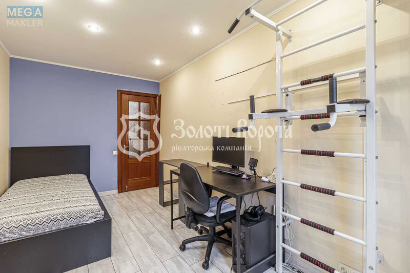 Продаж 3 кімнатної квартири (59,4/42/7,6), 9 пов. 9 пов. будинку, <a class="location-link" href="/kiev/" title="Недвижимость Київ">Київ</a>, <a class="location-link" href="/kiev/shevchenkovskij/" title="Недвижимость Шевченківський район">Шевченківський р-н</a>, Щусєва вул., 40 (изображение 16)