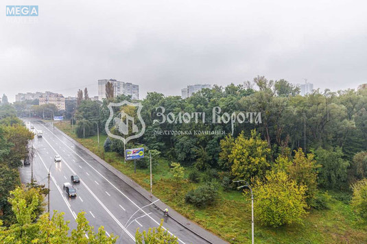 Продаж 3 кімнатної квартири (59,4/42/7,6), 9 пов. 9 пов. будинку, <a class="location-link" href="/kiev/" title="Недвижимость Київ">Київ</a>, <a class="location-link" href="/kiev/shevchenkovskij/" title="Недвижимость Шевченківський район">Шевченківський р-н</a>, Щусєва вул., 40 (изображение 24)