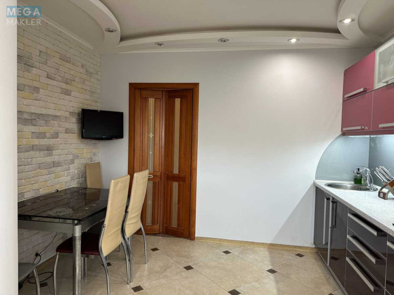 Оренда 3 кімнатної квартири, <a class="location-link" href="/kiev/" title="Недвижимость Київ">Київ</a>, <a class="location-link" href="/kiev/desnyanskij/" title="Недвижимость Деснянський район">Деснянський р-н</a>, Вікентія Беретті вул., 16 (изображение 4)