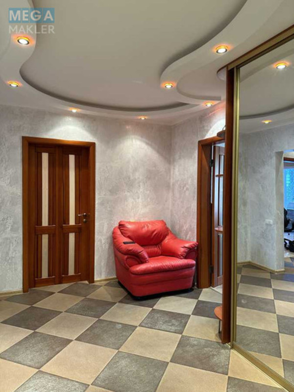 Оренда 3 кімнатної квартири, <a class="location-link" href="/kiev/" title="Недвижимость Київ">Київ</a>, <a class="location-link" href="/kiev/desnyanskij/" title="Недвижимость Деснянський район">Деснянський р-н</a>, Вікентія Беретті вул., 16 (изображение 8)