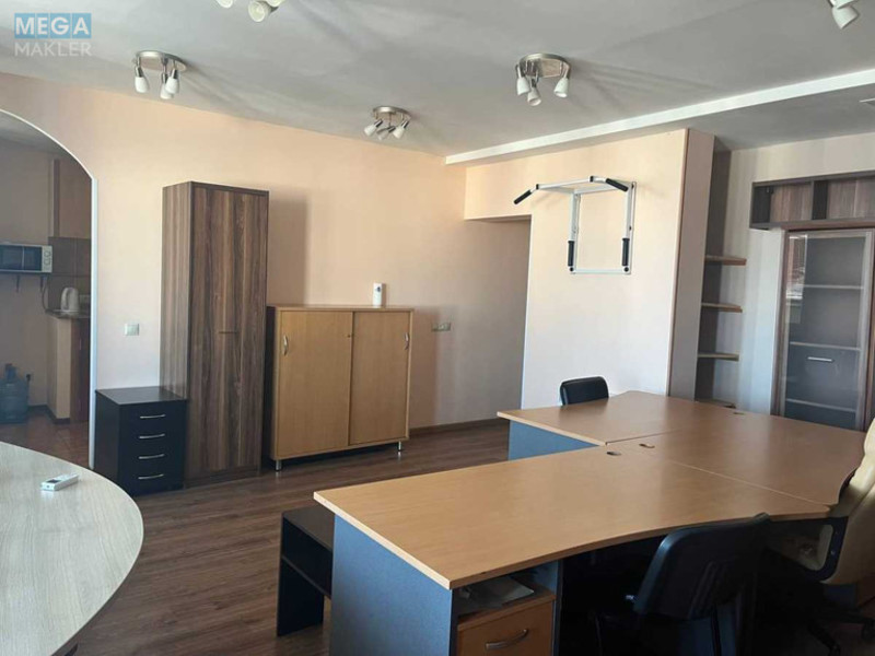 Оренда комерційної нерухомості, 80 кв.м, под офис, <a class="location-link" href="/kiev/" title="Недвижимость Київ">Київ</a>, <a class="location-link" href="/kiev/darnickij/" title="Недвижимость Дарницький район">Дарницький р-н</a>, Срібнокільська вул., 22 (изображение 15)