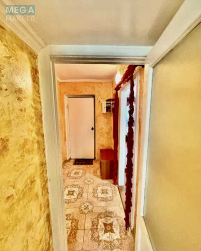 Продаж 1 кімнатної квартири (30/17/6), 1 пов. 5 пов. будинку, <a class="location-link" href="/kiev/" title="Недвижимость Київ">Київ</a>, <a class="location-link" href="/kiev/podolskij/" title="Недвижимость Подільський район">Подільський р-н</a>, Вишгородська вул., 46А (изображение 9)
