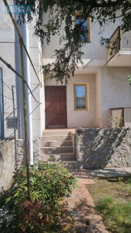 Продаж дома, 2&nbsp;поверху, 310&nbsp;кв.м, 6&nbsp;кімнат, ділянка 12&nbsp;соток, <a class="location-link" href="/gnedin/" title="Недвижимость Гнідін">Гнідин</a>, Центральна (изображение 4)