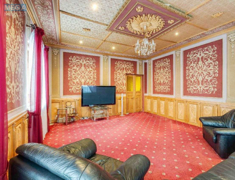 Продаж дома, 2&nbsp;поверху, 310&nbsp;кв.м, 6&nbsp;кімнат, ділянка 12&nbsp;соток, <a class="location-link" href="/gnedin/" title="Недвижимость Гнідін">Гнідин</a>, Центральна (изображение 9)
