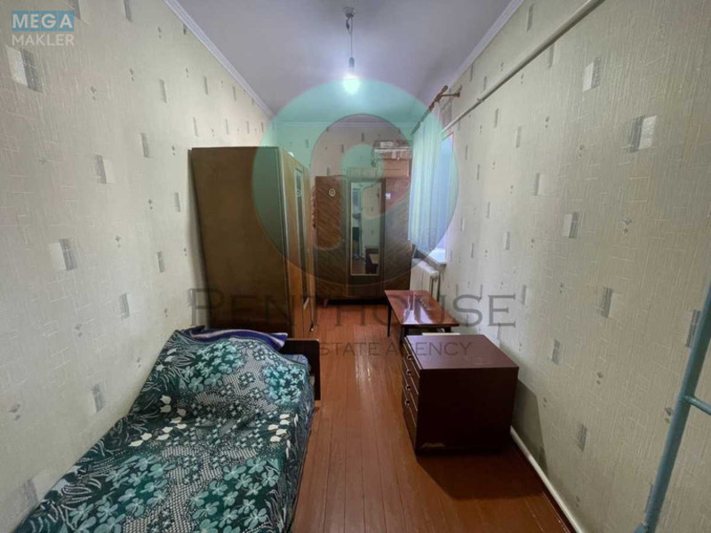 Продаж дома, 1&nbsp; поверх, 173&nbsp;кв.м, 8&nbsp;кімнат, ділянка 10&nbsp;соток, <a class="location-link" href="/kiev/" title="Недвижимость Київ">Київ</a>, <a class="location-link" href="/kiev/darnickij/" title="Недвижимость Дарницький район">Дарницький р-н</a>, Луговой пер., 8 (изображение 13)