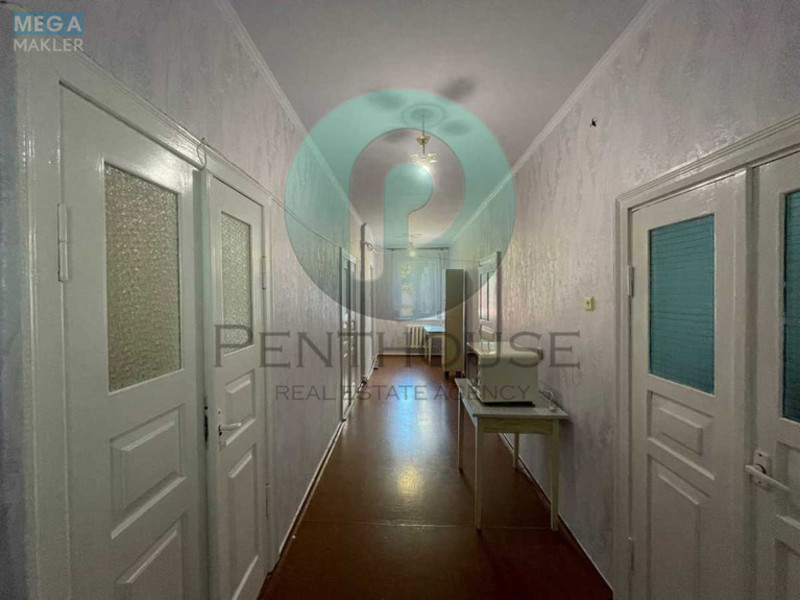 Продаж дома, 1&nbsp; поверх, 173&nbsp;кв.м, 8&nbsp;кімнат, ділянка 10&nbsp;соток, <a class="location-link" href="/kiev/" title="Недвижимость Київ">Київ</a>, <a class="location-link" href="/kiev/darnickij/" title="Недвижимость Дарницький район">Дарницький р-н</a>, Луговой пер., 8 (изображение 15)