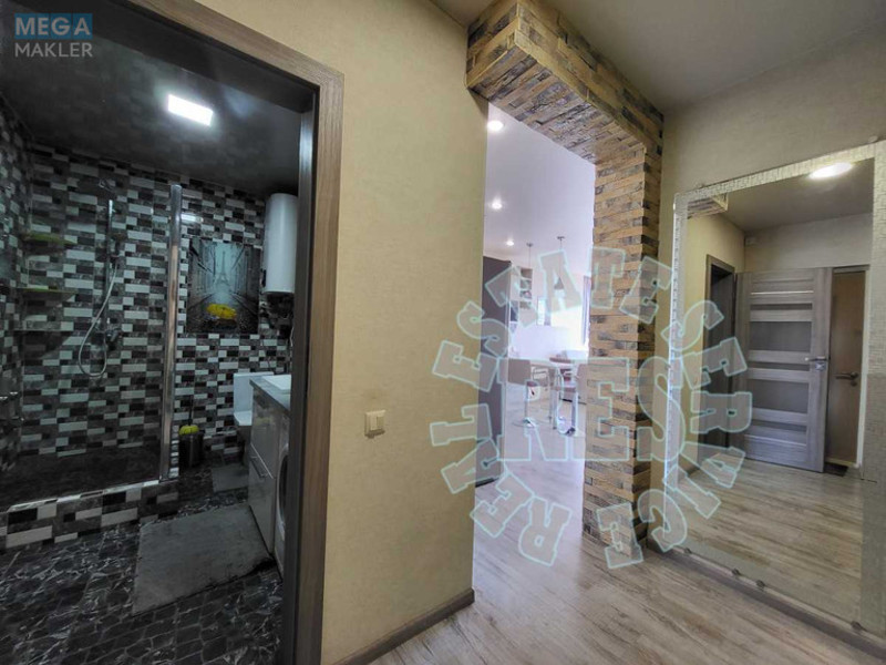 Оренда 2 кімнатної квартири, <a class="location-link" href="/kiev/" title="Недвижимость Київ">Київ</a>, <a class="location-link" href="/kiev/svyatoshinskij/" title="Недвижимость Святошинський район">Святошинський р-н</a>, Анатолія Петрицького вул., 21А (изображение 12)