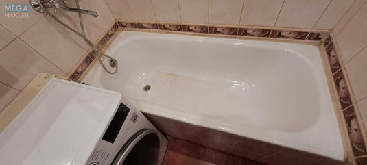 Продаж 3 кімнатної квартири (59/45/8), 1 пов. 5 пов. будинку, <a class="location-link" href="/kiev/" title="Недвижимость Київ">Київ</a>, <a class="location-link" href="/kiev/solomenskij/" title="Недвижимость Солом'янський район">Солом'янський р-н</a>, Вацлава Гавела бульв., 7 (изображение 5)