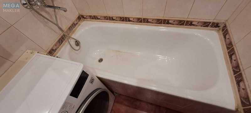 Продаж 3 кімнатної квартири (59/45/8), 1 пов. 5 пов. будинку, <a class="location-link" href="/kiev/" title="Недвижимость Київ">Київ</a>, <a class="location-link" href="/kiev/solomenskij/" title="Недвижимость Солом'янський район">Солом'янський р-н</a>, Вацлава Гавела бульв., 7 (изображение 5)