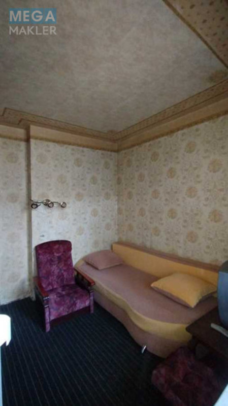 Продаж 3 кімнатної квартири (74/42,4/7,4), 6 пов. 9 пов. будинку, <a class="location-link" href="/kiev/" title="Недвижимость Київ">Київ</a>, <a class="location-link" href="/kiev/obolonskij/" title="Недвижимость Оболонський район">Оболонський р-н</a>, Героїв Сталінграду просп., 42 (изображение 5)