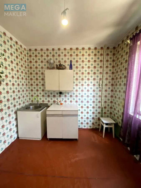 Продаж 2 кімнатної квартири (54/30,5/8), 3 пов. 9 пов. будинку, <a class="location-link" href="/kiev/" title="Недвижимость Київ">Київ</a>, <a class="location-link" href="/kiev/svyatoshinskij/" title="Недвижимость Святошинський район">Святошинський р-н</a>, Чистяківська вул., 7 (изображение 4)