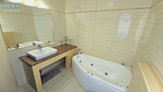 Оренда дома, <a class="location-link" href="/kiev/" title="Недвижимость Київ">Київ</a>, <a class="location-link" href="/kiev/dneprovskij/" title="Недвижимость Дніпровський район">Дніпровський р-н</a>, 11-я Садовая ул. (изображение 18)