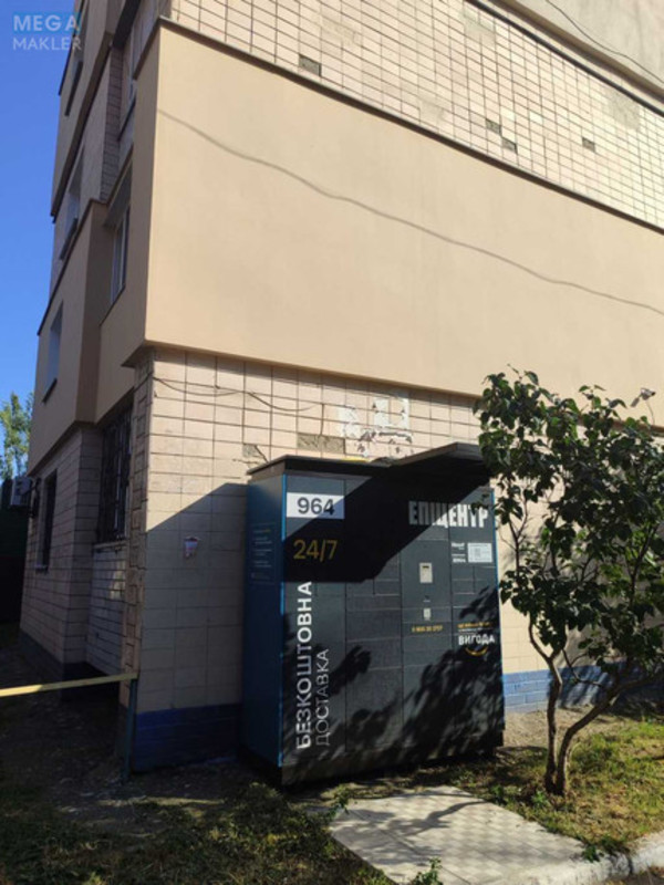 Продаж 2 кімнатної квартири (52/34/8,4), 10 пов. 10 пов. будинку, <a class="location-link" href="/kiev/" title="Недвижимость Київ">Київ</a>, <a class="location-link" href="/kiev/svyatoshinskij/" title="Недвижимость Святошинський район">Святошинський р-н</a>, Леся Курбаса просп., 1б (изображение 24)