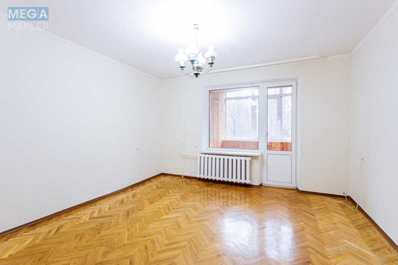 Продаж 3 кімнатної квартири (88,1/52/10,1), 3 пов. 9 пов. будинку, <a class="location-link" href="/kiev/" title="Недвижимость Київ">Київ</a>, <a class="location-link" href="/kiev/pecherskij/" title="Недвижимость Печерський район">Печерський р-н</a>, Василя Тютюнника вул., 5-Б (изображение 2)